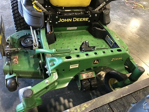 Image of John Deere Z915E equipment image 4