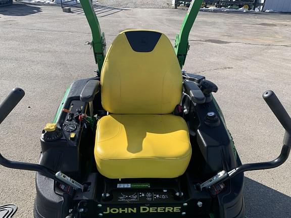 Image of John Deere Z915E equipment image 4