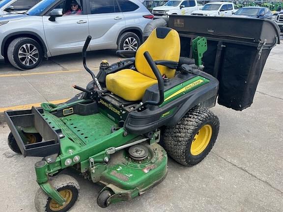 Image of John Deere Z915E equipment image 1