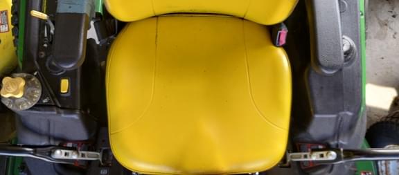Image of John Deere Z915E equipment image 4