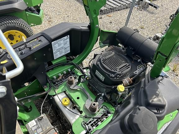 Image of John Deere Z915E equipment image 4