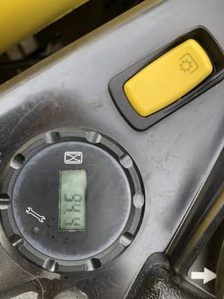 Image of John Deere Z915E equipment image 4