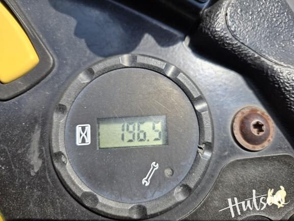 Image of John Deere Z915E equipment image 4