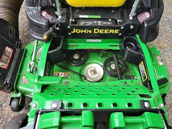 Image of John Deere Z915E equipment image 4