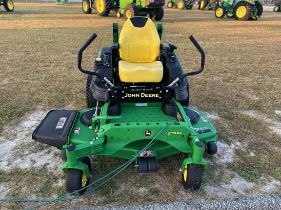 Image of John Deere Z915E equipment image 1