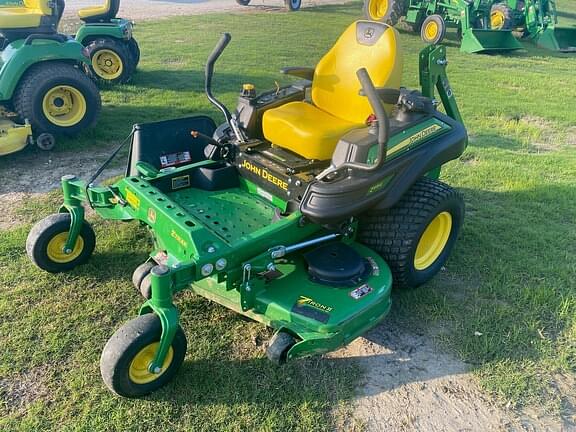 Image of John Deere Z915E equipment image 1