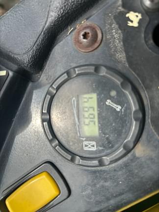 Image of John Deere Z915E equipment image 1