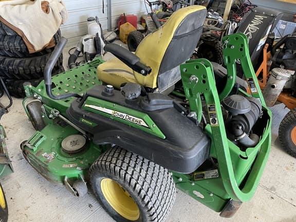 Image of John Deere Z920M equipment image 1