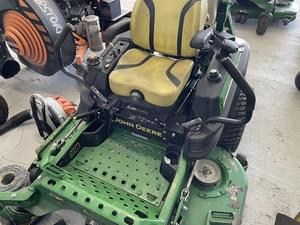 2021 John Deere Z920M Image