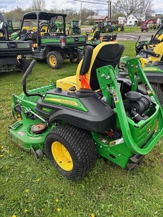 Image of John Deere Z920M equipment image 1