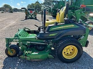 Image of John Deere Z920M equipment image 1