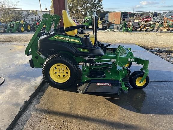 Image of John Deere Z920M equipment image 4