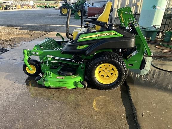 Image of John Deere Z920M Primary image