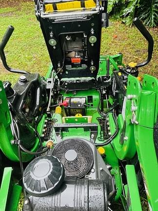 Image of John Deere Z920M equipment image 3