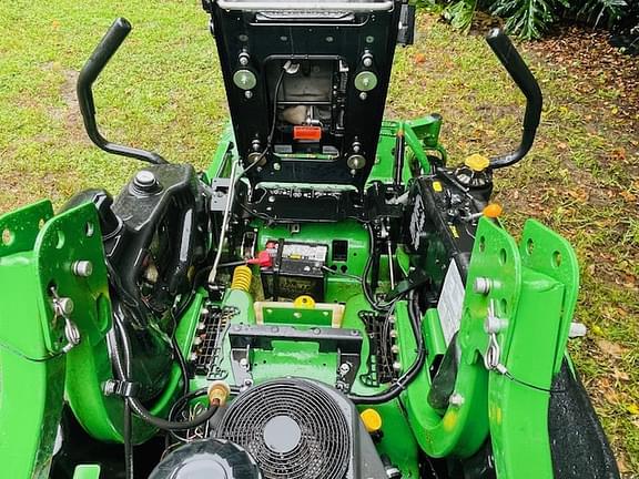 Image of John Deere Z920M equipment image 4