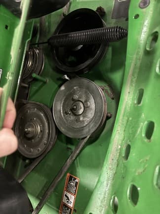 Image of John Deere Z920M equipment image 3