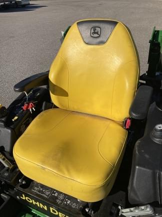 Image of John Deere Z920M equipment image 4