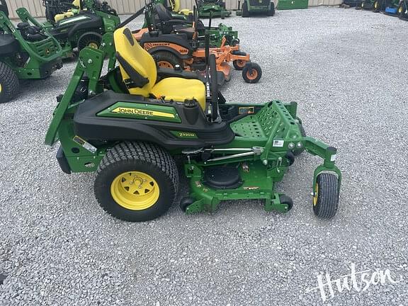 Image of John Deere Z920M equipment image 3