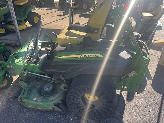 Image of John Deere Z920M equipment image 4