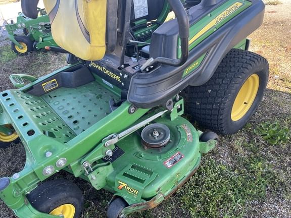 Main image John Deere Z920M