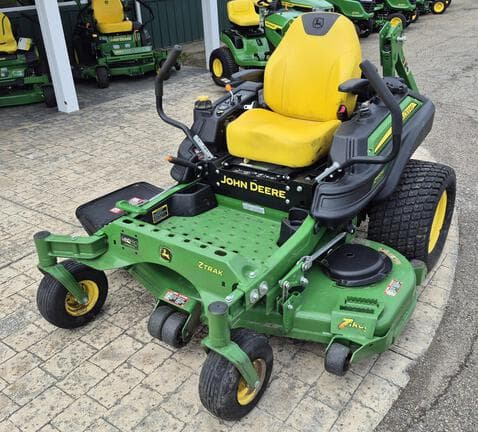 Image of John Deere Z920M equipment image 2