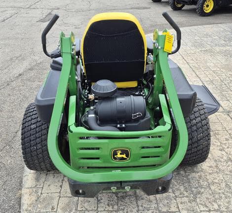 Image of John Deere Z920M equipment image 4