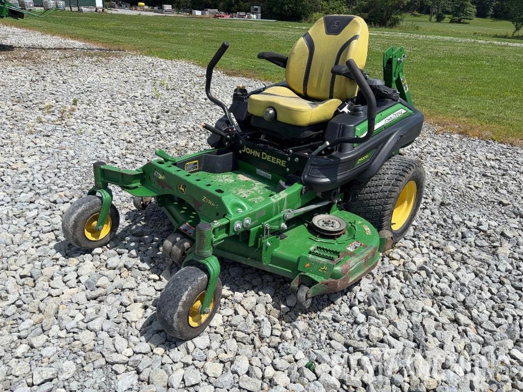 2021 John Deere Z920M Equipment Image0