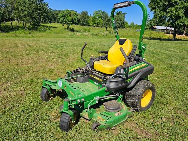 Image of John Deere Z920M equipment image 1