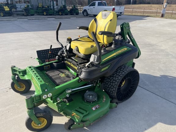 Image of John Deere Z930M equipment image 1
