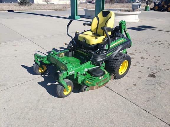 Main image John Deere Z930M