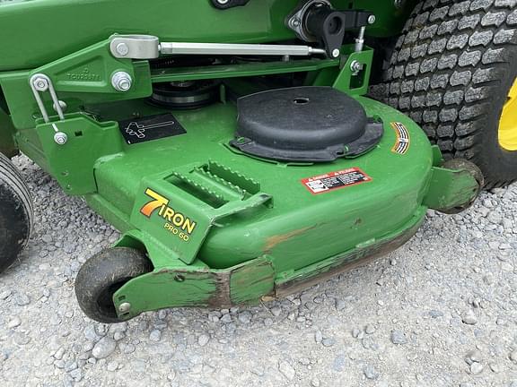 Image of John Deere Z930M equipment image 1