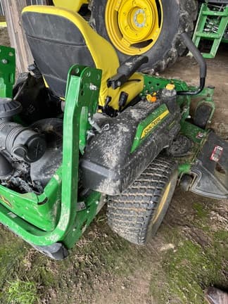 Image of John Deere Z930M equipment image 3
