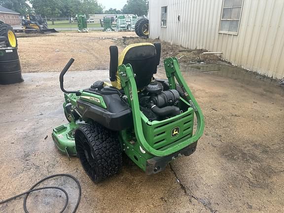 Image of John Deere Z930M equipment image 4