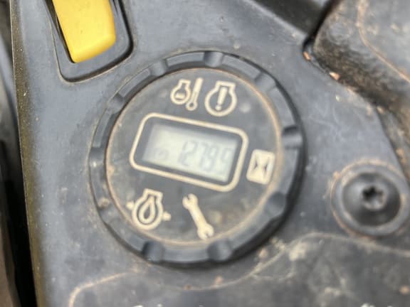 Image of John Deere Z930M equipment image 4