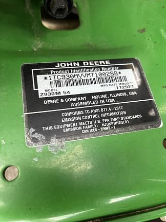 Image of John Deere Z930M equipment image 1