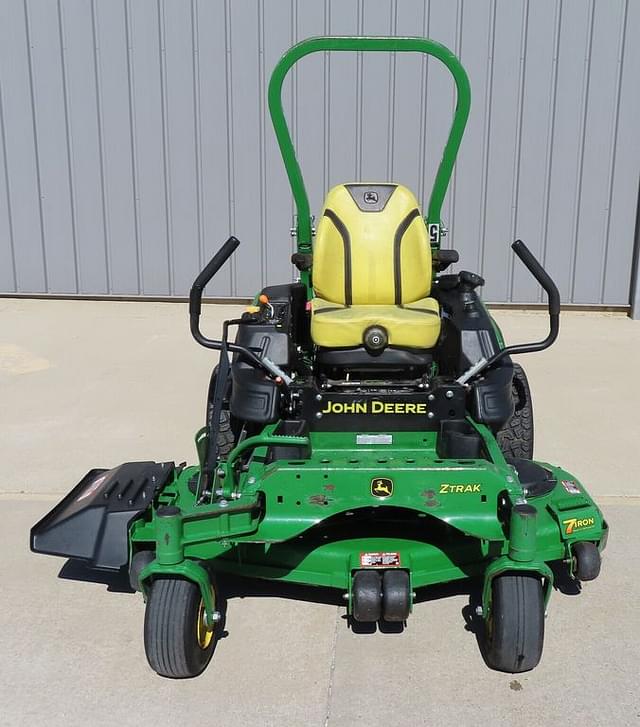 Image of John Deere Z930M equipment image 1