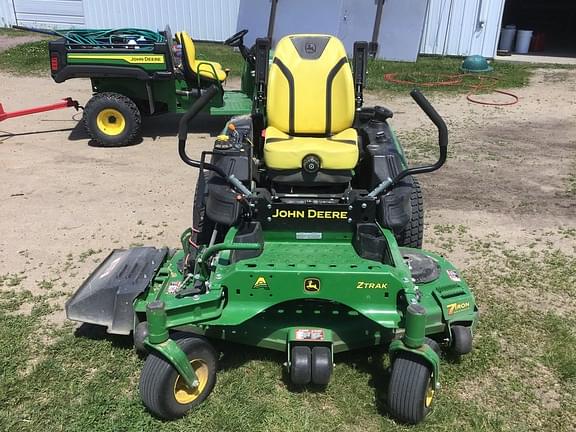 Image of John Deere Z930M equipment image 1