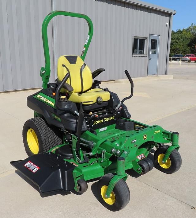 Image of John Deere Z930M equipment image 2