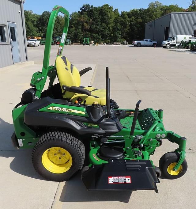 Image of John Deere Z930M equipment image 3