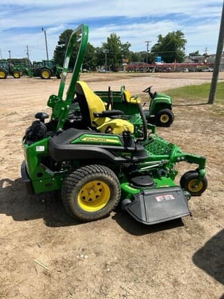 Main image John Deere Z930M