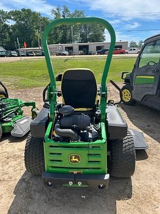 Image of John Deere Z930M equipment image 1