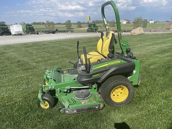 Image of John Deere Z930M equipment image 4