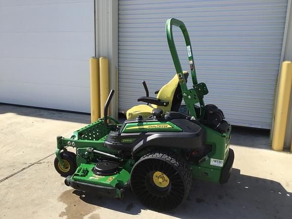 Image of John Deere Z930M equipment image 3