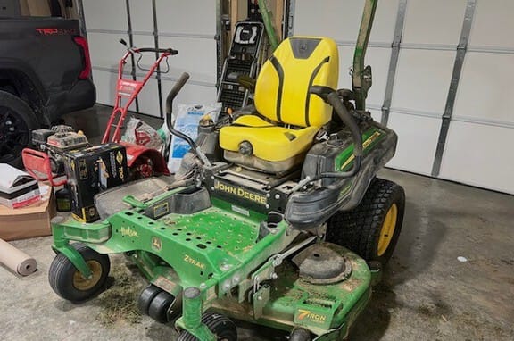 2021 John Deere Z930M Equipment Image0