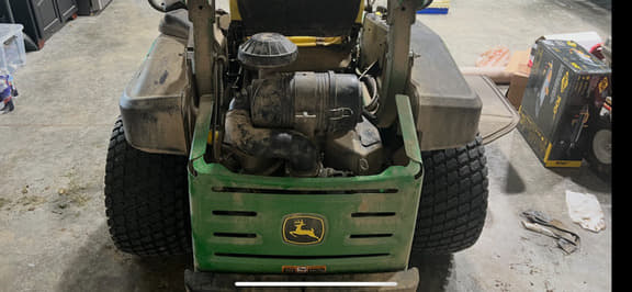 Image of John Deere Z930M equipment image 1