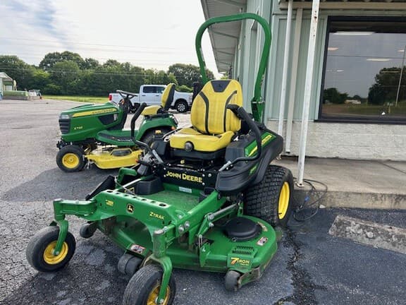 Image of John Deere Z930M equipment image 1