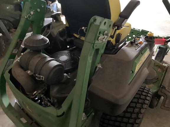 Image of John Deere Z930M equipment image 4