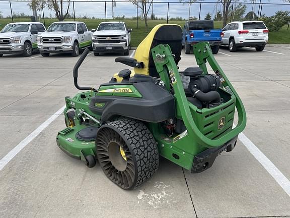 Image of John Deere Z930M equipment image 3