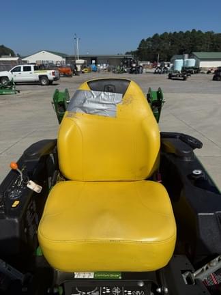 Image of John Deere Z930M equipment image 3