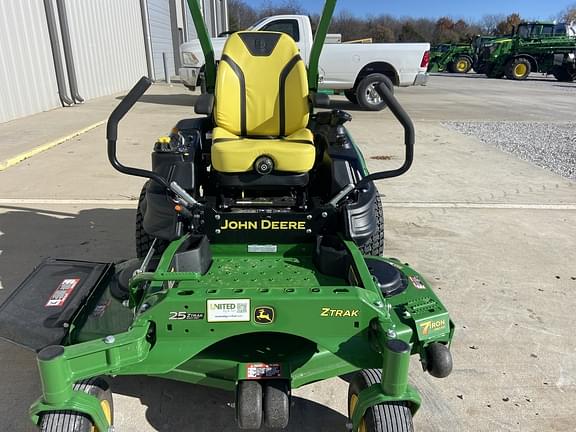 Image of John Deere Z930M equipment image 4